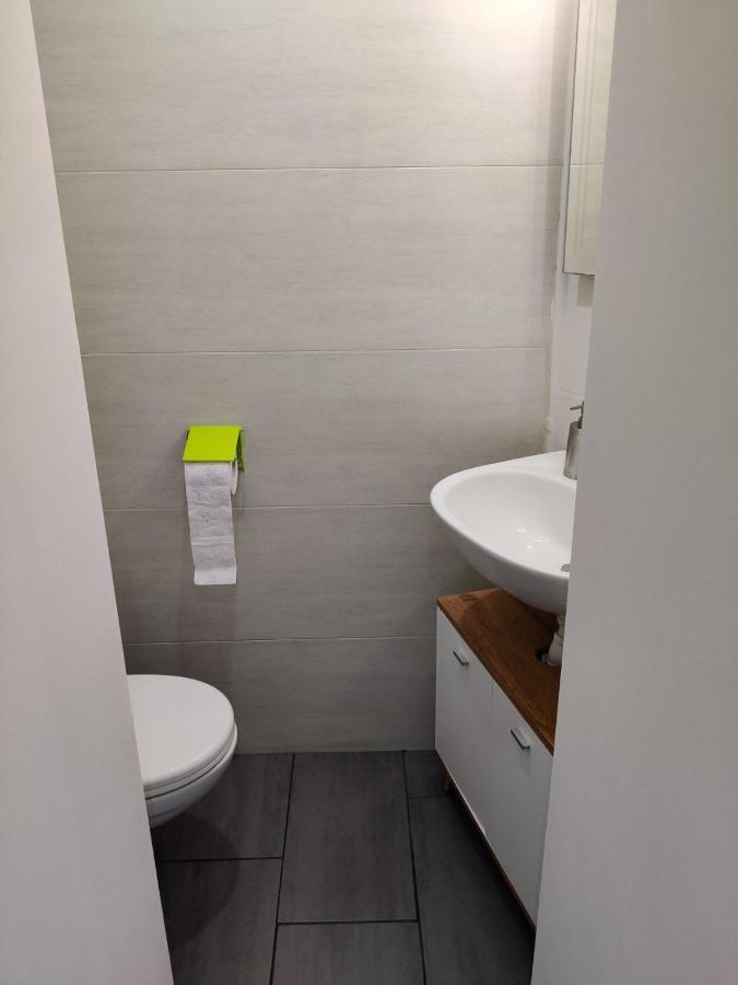 Appartement Cosy Avec Parking Proche Gare Dombasle-sur-Meurthe Exterior photo